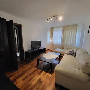 Baba Novac , Bucureşti România